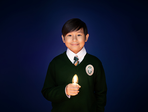 Ethan, ambassador of the Sainte-Justine Youth Tree of Lights 2023